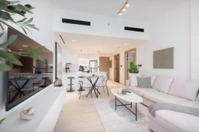 Awesome 1-Bedroom Apartment Perfect for 4 in JVC Near to Dubai Miracle Garden